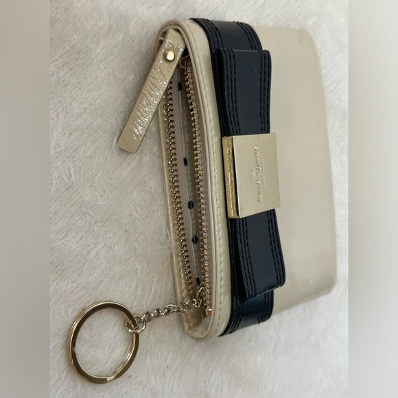 Kate Spade Cream and Black Color-Block Wallet 🤍🤍🤍 - Picture 7 of 8